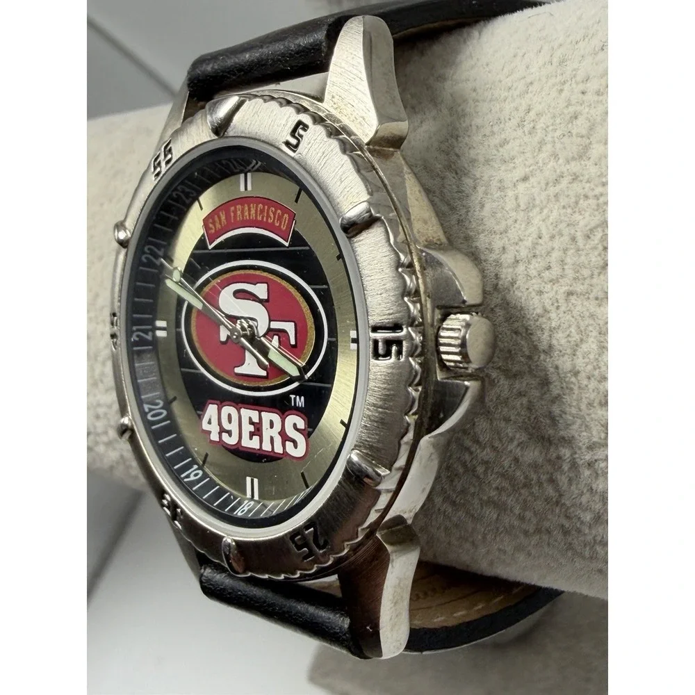 Fossil San Francisco 49ers NFL 1997 New Battery Mens Watch 38MM 7.75